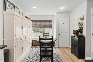 Photo #4: SW25108137 Listing 