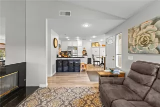 Photo #6: SW25108137 Listing 