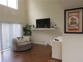 Photo #2: SW25128806 Listing 