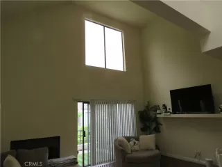 Photo #4: SW25128806 Listing 