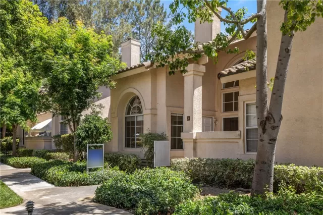 MLS: SW25130775 Condo For Sale