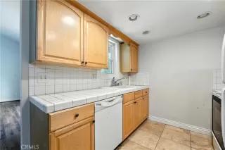 Photo #5: SW25176899 Listing 