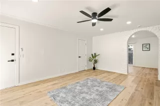 Photo #3: SW25182211 Listing 