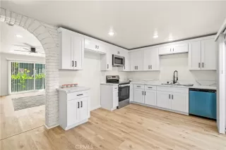 Photo #6: SW25182211 Listing 