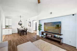 Photo #5: SW25186854 Listing