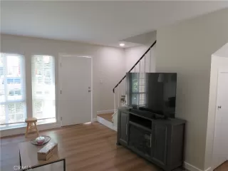 Photo #2: SW25198104 Listing 