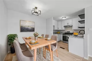 Photo #2: SW25214960 Listing