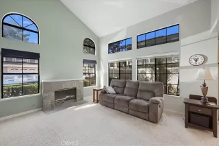 Photo #3: SW25219835 Listing 