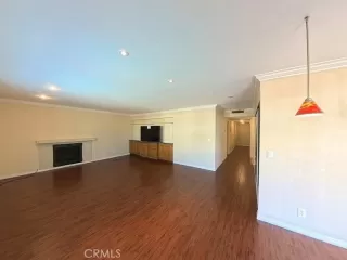 Photo #4: SW25256754 Listing 