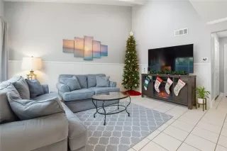 Photo #4: SW25268506 Listing