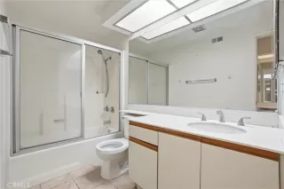 Photo #6: SW26004698 Listing 