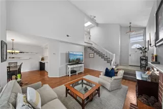 Photo #3: SW26016952 Listing