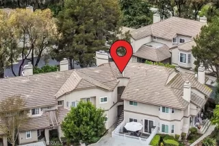 Browse active condo listings in CRESTLINE