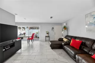 Photo #4: SW26023725 Listing 