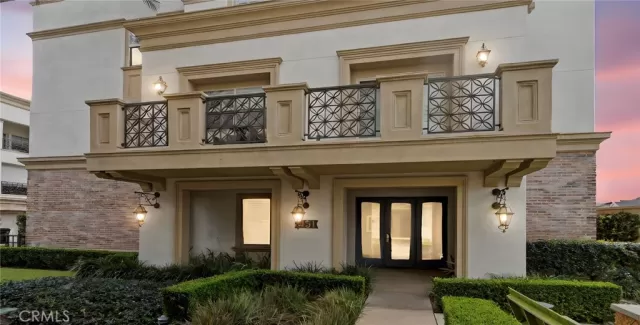 MLS: SW26024670 Condo For Sale