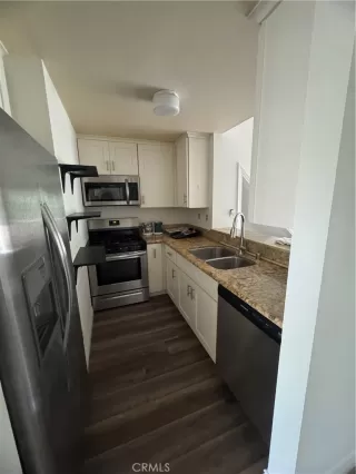 Photo #5: SW26041938 Listing 