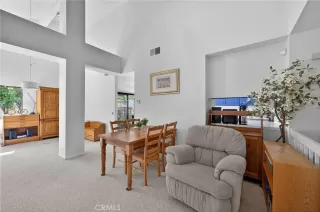 Photo #2: SW26042855 Listing