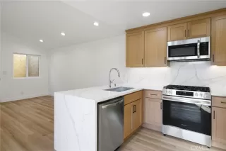 Photo #2: SW26056107 Listing