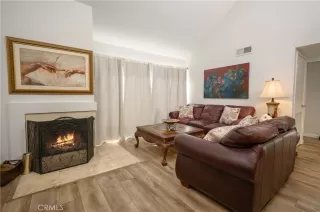 Photo #5: SW26058787 Listing 