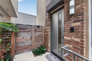 Photo #5: SW26077670 Listing 