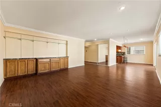 Photo #4: SW26079271 Listing 