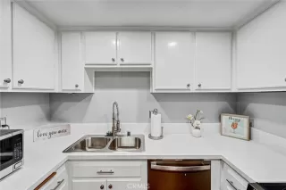 Photo #4: SW26082664 Listing 