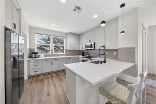 Browse active condo listings in SUNFLOWER