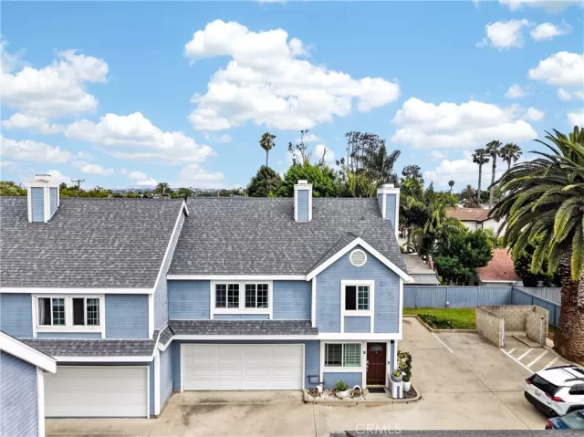 MLS: SW26123967 Condo For Sale