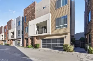 Photo #3: SW26138809 Listing 