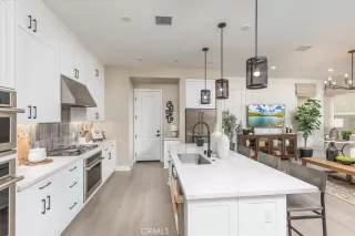 Photo #3: SW26142731 Listing 
