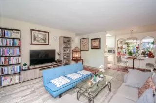 Photo #6: TR22152309 Listing