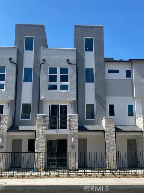 MLS: TR22215053 Condo For Sale