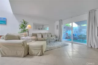 Photo #2: TR22221644 Listing 