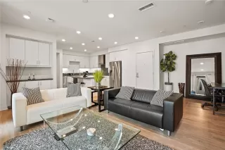 Photo #3: TR22242529 Listing