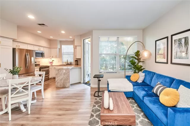 MLS: TR22244687 Condo For Sale