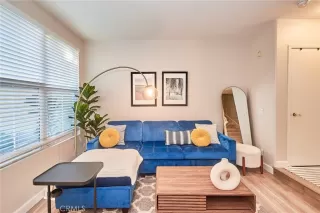 Photo #1: TR22244687 Listing 