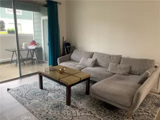 Photo #3: TR23005553 Listing 