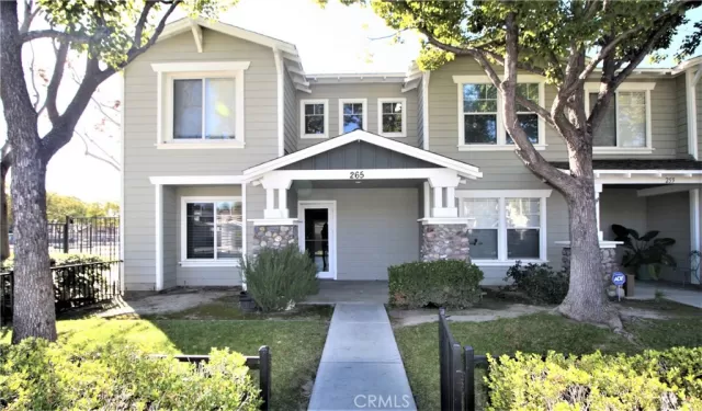 MLS: TR23017360 Condo For Sale