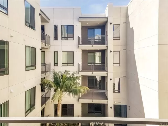 MLS: TR23059462 Condo For Sale