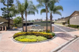 Photo #3: TR23077553 Listing 