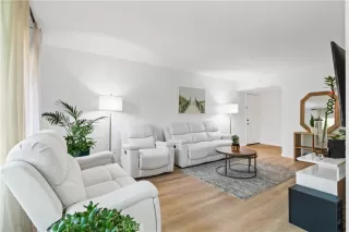 Photo #2: TR23086001 Listing 