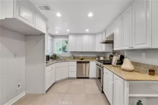 Photo #5: TR23106461 Listing 