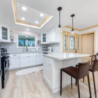 Photo #5: TR23126158 Listing