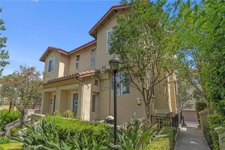 More Details about MLS # TR23136107 : 172 N BREA BOULEVARD