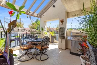 Photo #2: TR23138147 Listing