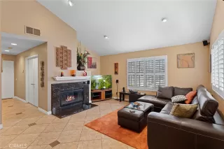 Photo #3: TR23138147 Listing