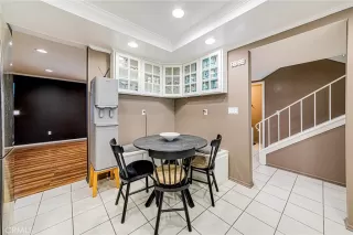 Photo #5: TR23147118 Listing 