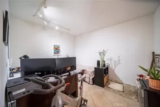 Photo #4: TR23147275 Listing 