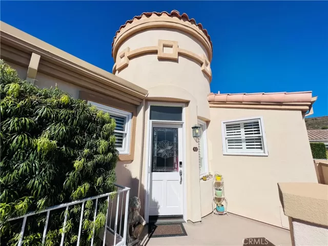 MLS: TR23150780 Condo For Sale