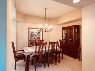 Photo #4: TR23150780 Listing